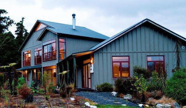 Mahitahi Lodge ブルース・ベイ エクステリア 写真